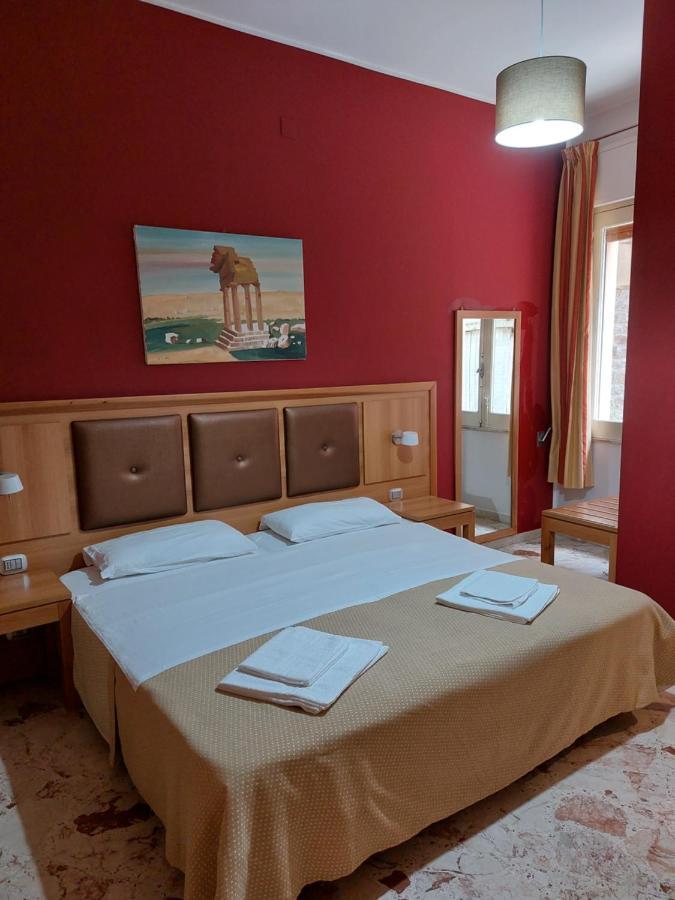 Casa Vacanze Lina Leilighet San Mauro Castelverde Eksteriør bilde